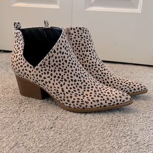 Suede pointed toe cheetah ankle booties